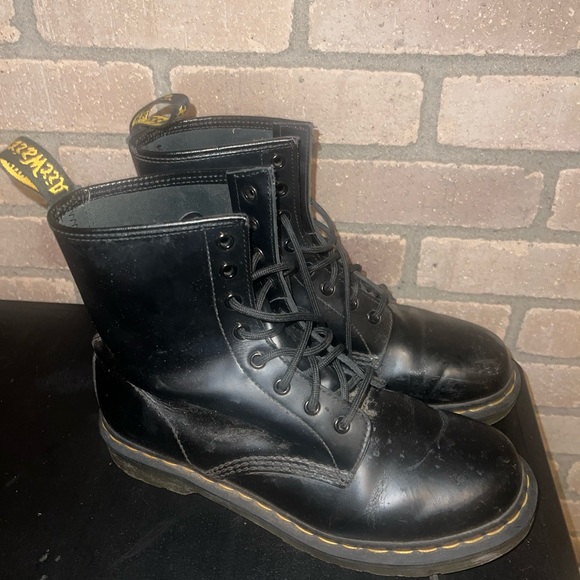 Doc martens sz 10 - Picture 2 of 3